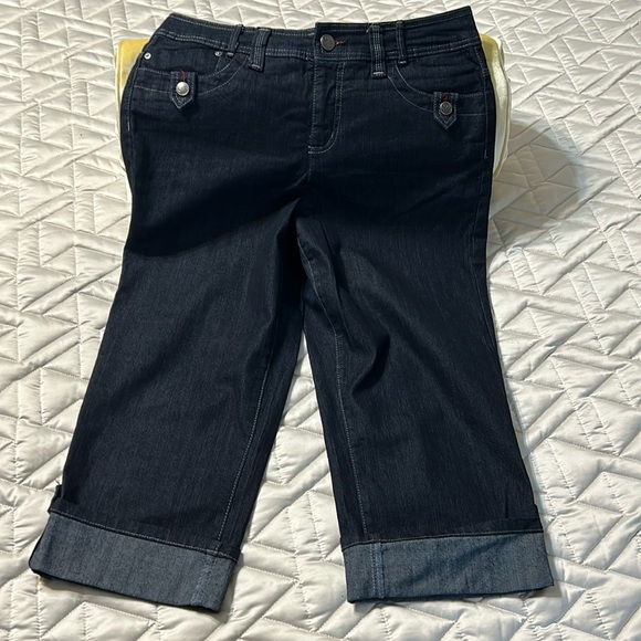 Style & Co. Pants - Style&Co Jeans Capri Tummy Control